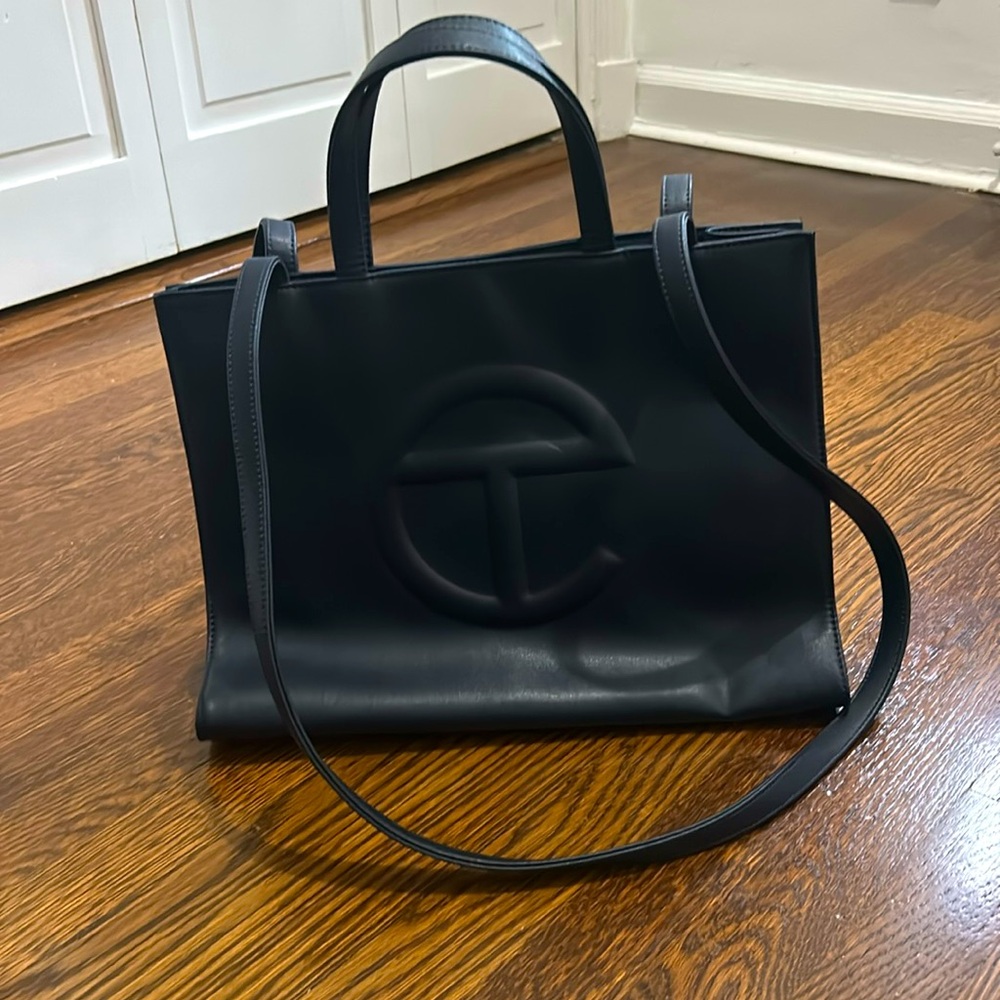 Mint condition navy blue Telfar tote bag